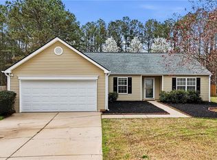 3385 Bridgeshaw Dr, Cumming, GA 30028