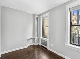 322 E 61st St APT A, New York, NY 10065