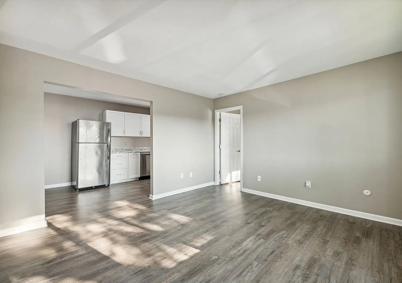 4060 Royer Rd - 36 — Photo 1