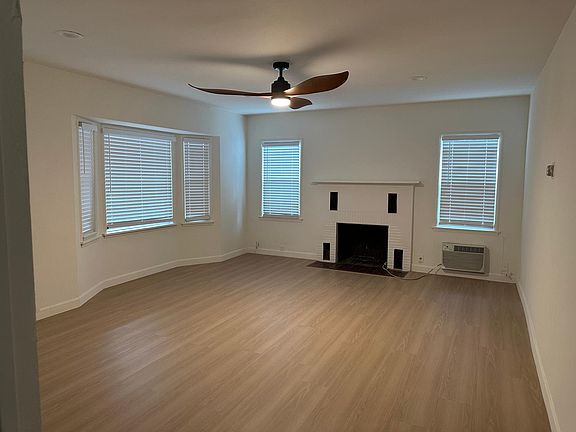 3rd image of 3127 Havenpark Ave