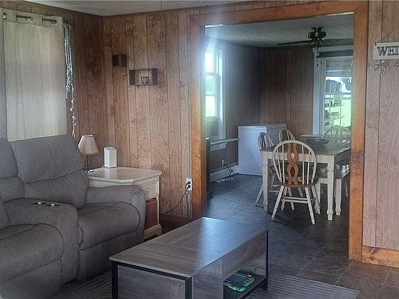 2nd image of 2294 Ringgold Timblin Rd