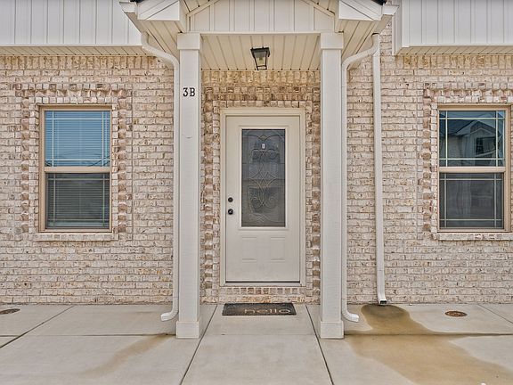2nd image of 1201 Fort Campbell Blvd Building 1-A