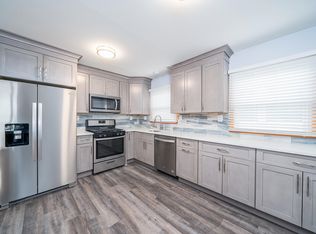 175 W 18th St, Bayonne, NJ 07002