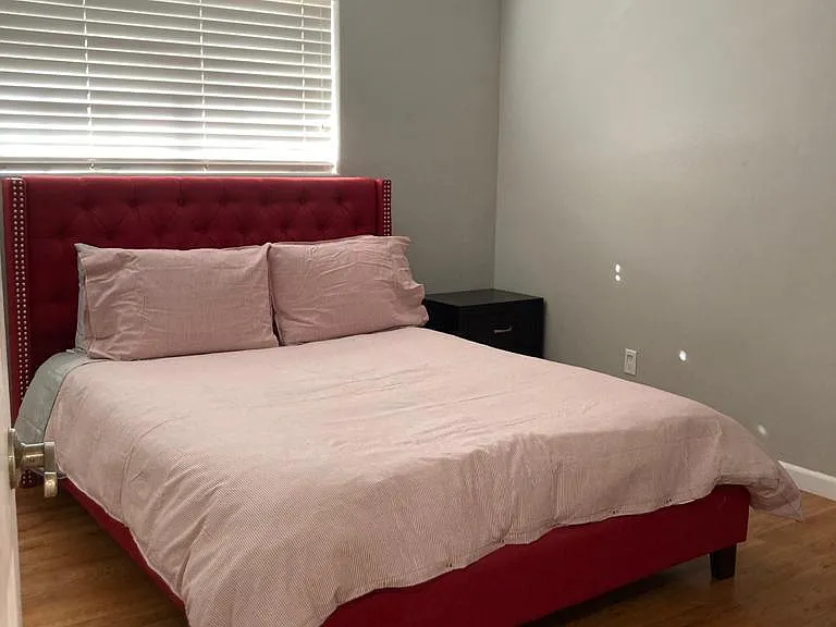 1832 E Alameda Dr — Photo 8