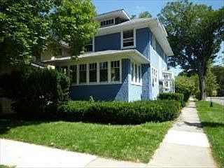 2nd image of 746 S Scoville Ave