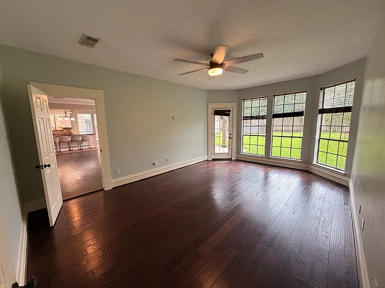 6035 Spring Creek Grove Ln — Photo 18