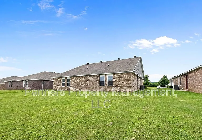 234 E Anabranch Ct #1 — Photo 21