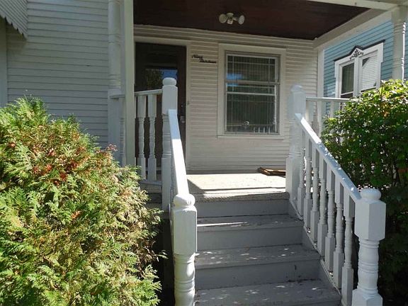 2nd image of 913 Grant Ave