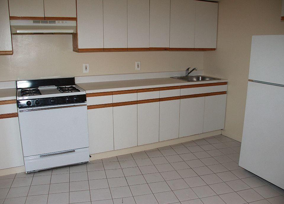 2nd image of 22 Morton St APT 204