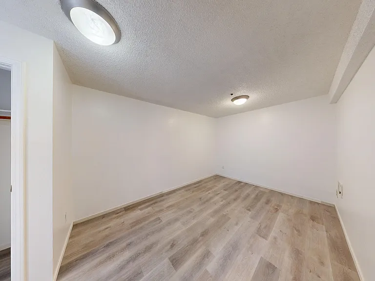 2898 Jackson St — Photo 6