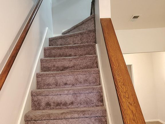 5th image of 2924 30th Ave S