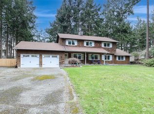 1656 Fern Pl, Oak Harbor, WA 98277
