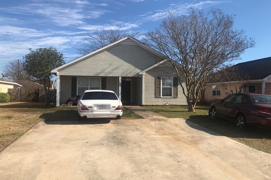 1st image of 105 Kensington Cir