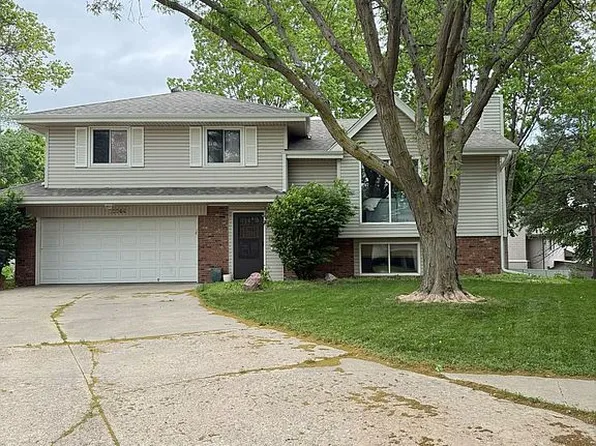 12944 Ohio Cir, Omaha, NE 68164
