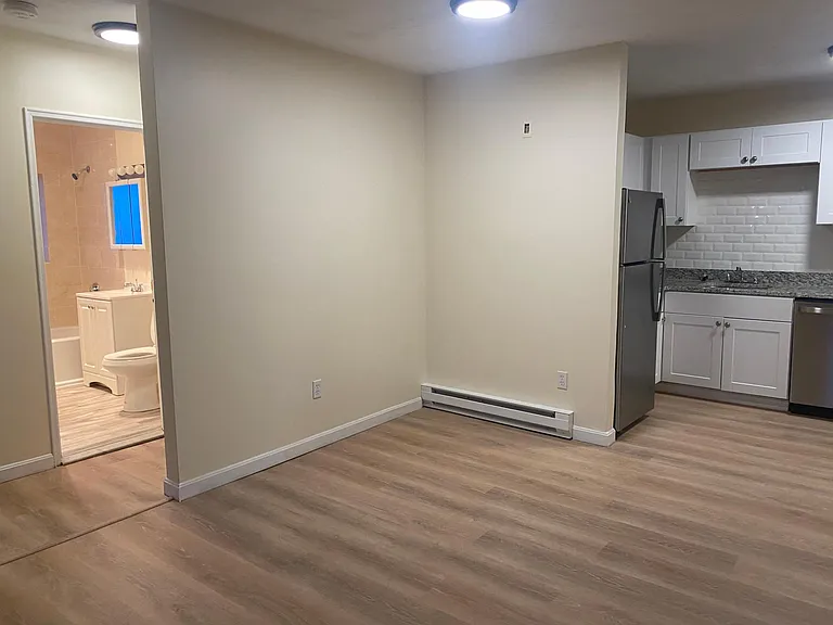 79 Arlington St #20 — Photo 16