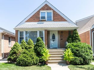 6049 S Karlov Ave, Chicago, IL 60629