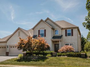 9824 Archer Ln, Dublin, OH
