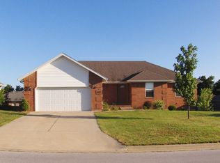 3562 W Village Ter, Springfield, MO 65810