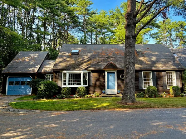 22 Cluf Bay Rd, Brunswick, ME 04011