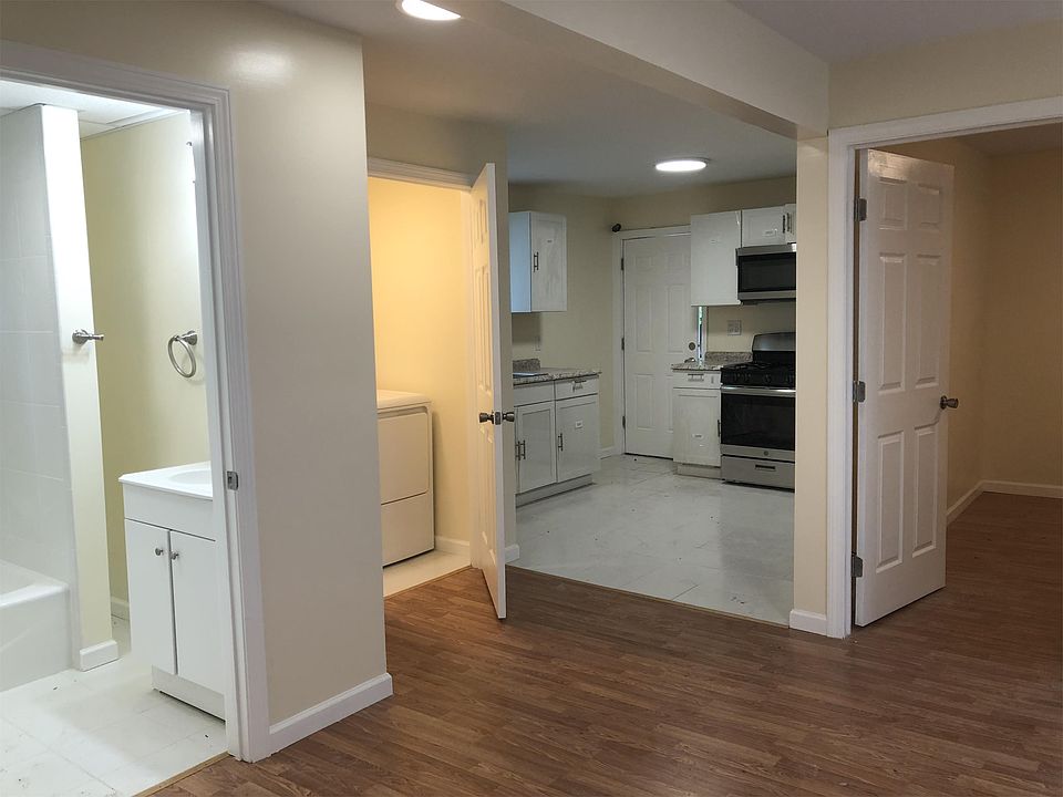 1st image of 27 Kossuth St #1