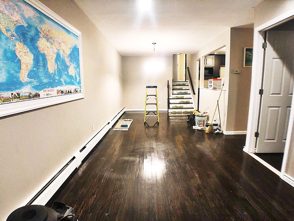1st image of 8654 26th Ave #3