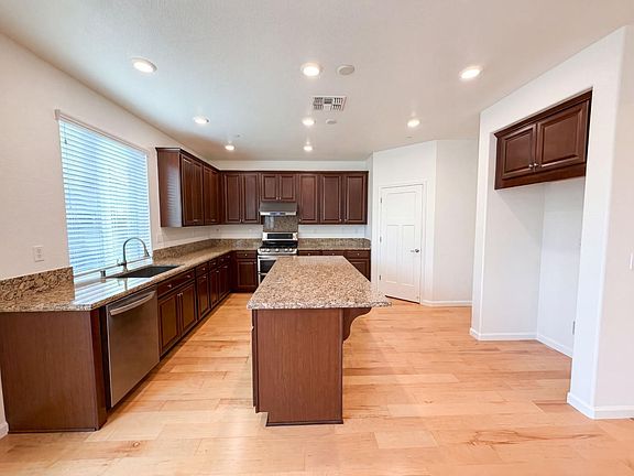 2nd image of 5022 Birch Valley Way
