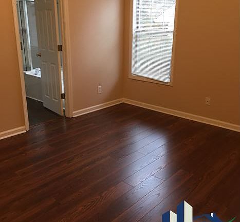 5th image of 2062 Steffi Ln