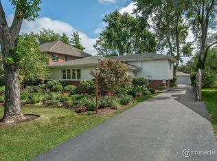 3233 Bellwood Ln, Glenview, IL