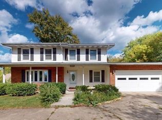 1025 S Ridge Rd E, Geneva, OH 44041