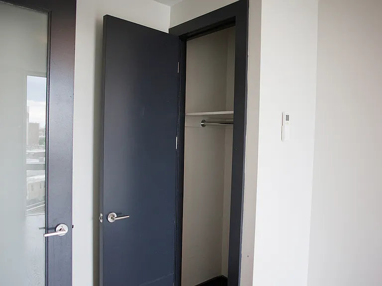 936 Madison St #5F — Photo 12