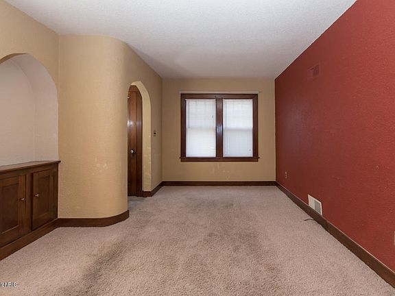 4th image of 431 Pleasantview Dr