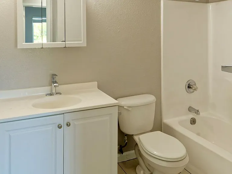 3024 Fruitvale Ave — Photo 17