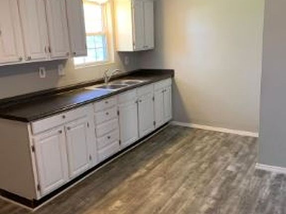 2nd image of 1578 Van Buren Dr #Z4