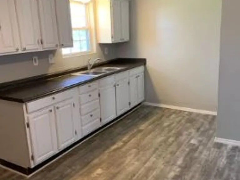 1578 Van Buren Dr #Z4 — Photo 2