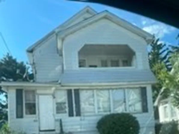 66-68 Miller St, Springfield, MA 01104