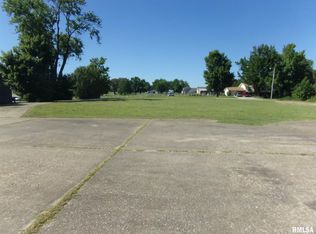 10393 Fleming Rd, Carterville, IL 62918