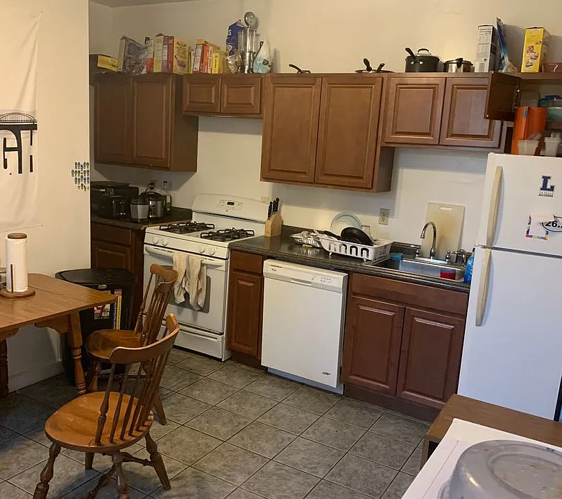 417 semple st first floor