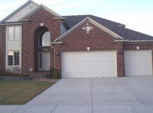 21417 Buick Open Dr, Update, MI 48044