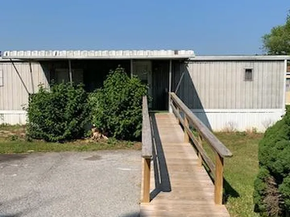 183 Chesapeake Est, Thomasville, PA 17364