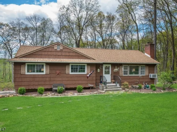 10 Delmar Ter, Washington Twp., NJ 07853