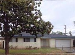 2404 W Dayton Ave, Fresno, CA 93705