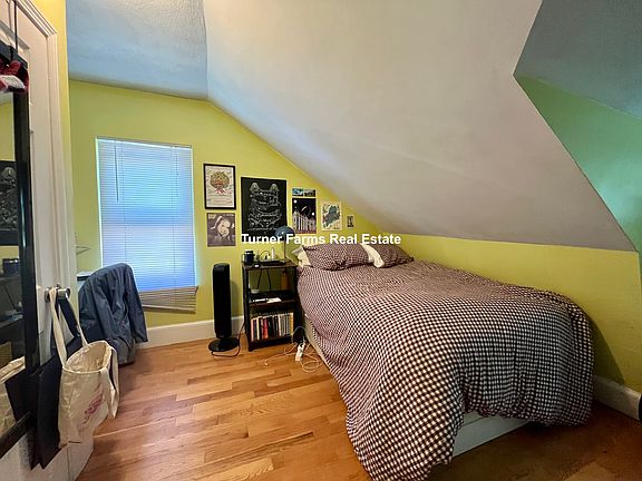 5th image of 21 Capen St #2C