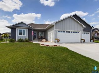 415 S Quartzite Ave, Tea, SD 57064