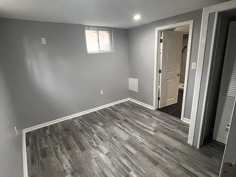 3917 King Pl — Photo 12