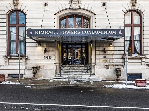 2nd image of 140 Chestnut St APT 619