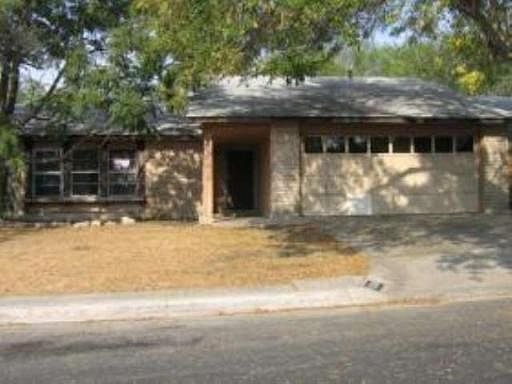 1st image of 15030 BREEZY BEND