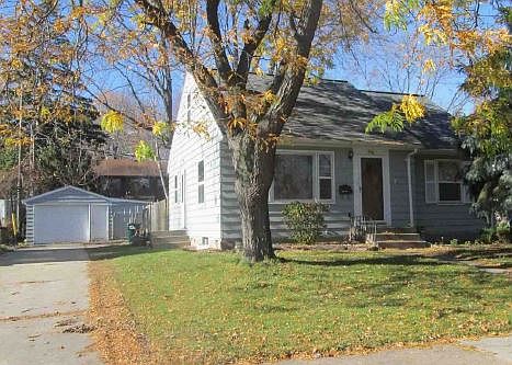1st image of 941 Charlton St
