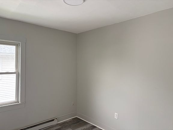 4th image of 54 Church St