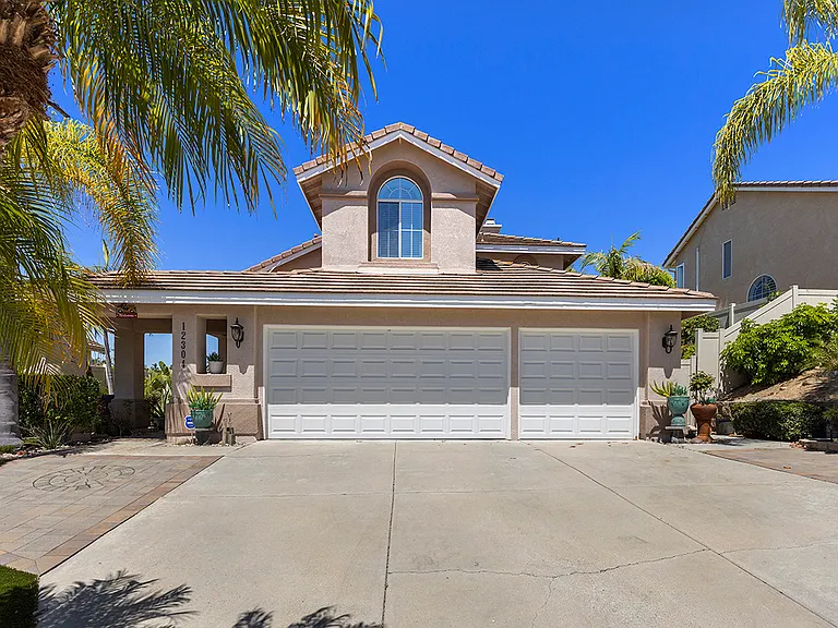 12304 Dormouse Rd — Photo 3