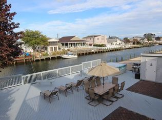 1826 Merrimac Dr, Toms River, NJ
